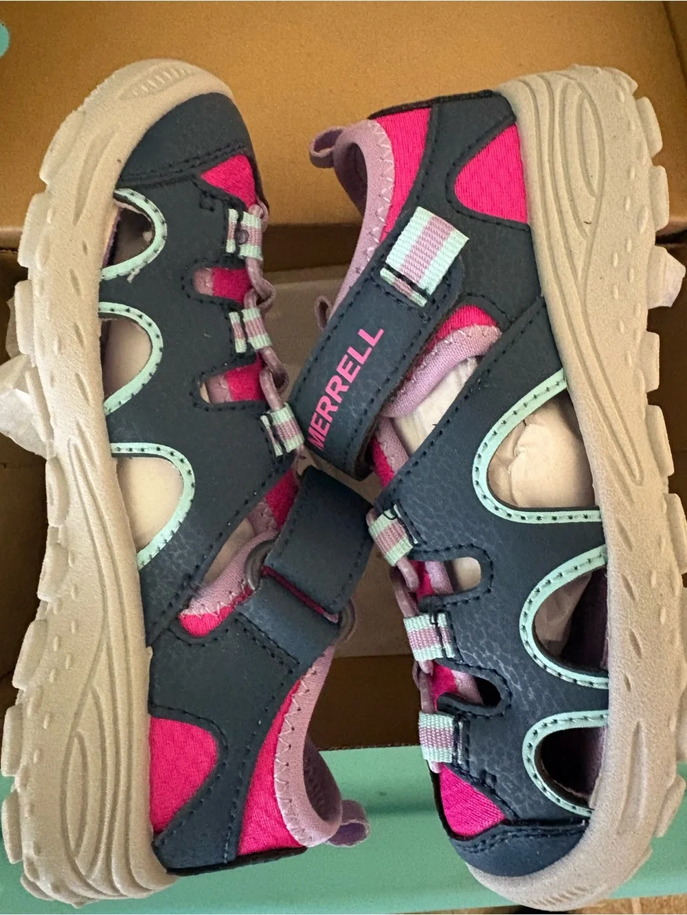 Merrell Hydro Trekker Kids Sandal in Indigo and Fuchsia